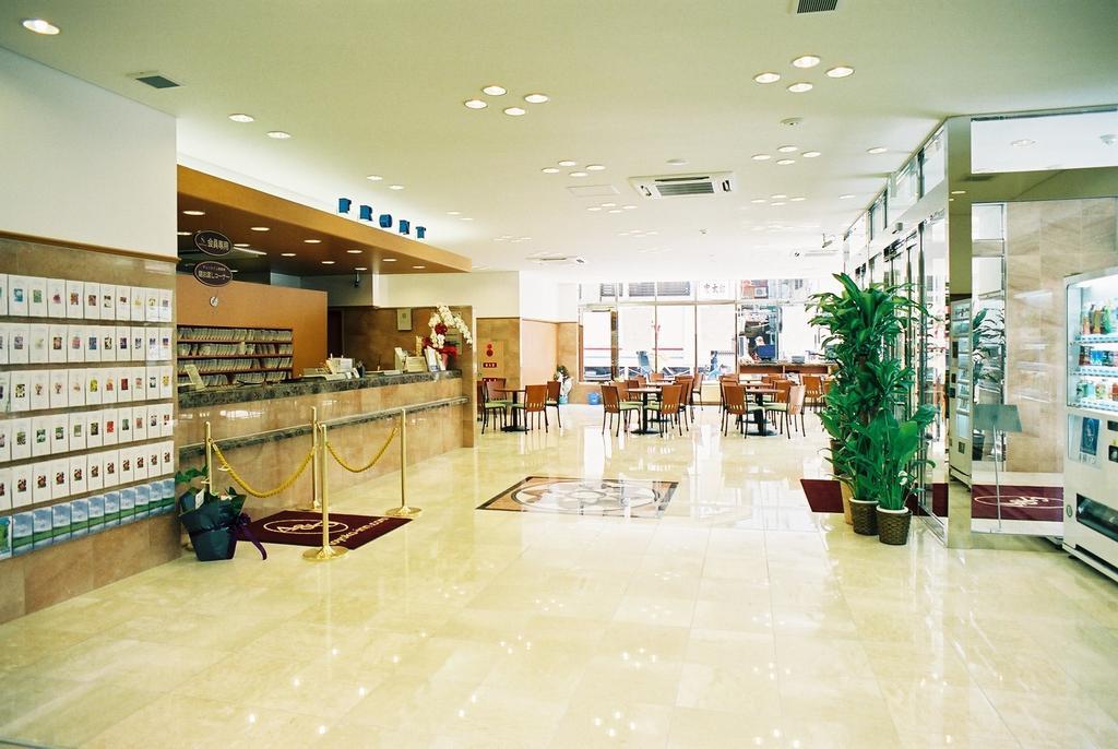 Toyoko Inn Kumamoto Shin-Shigai Bagian luar foto